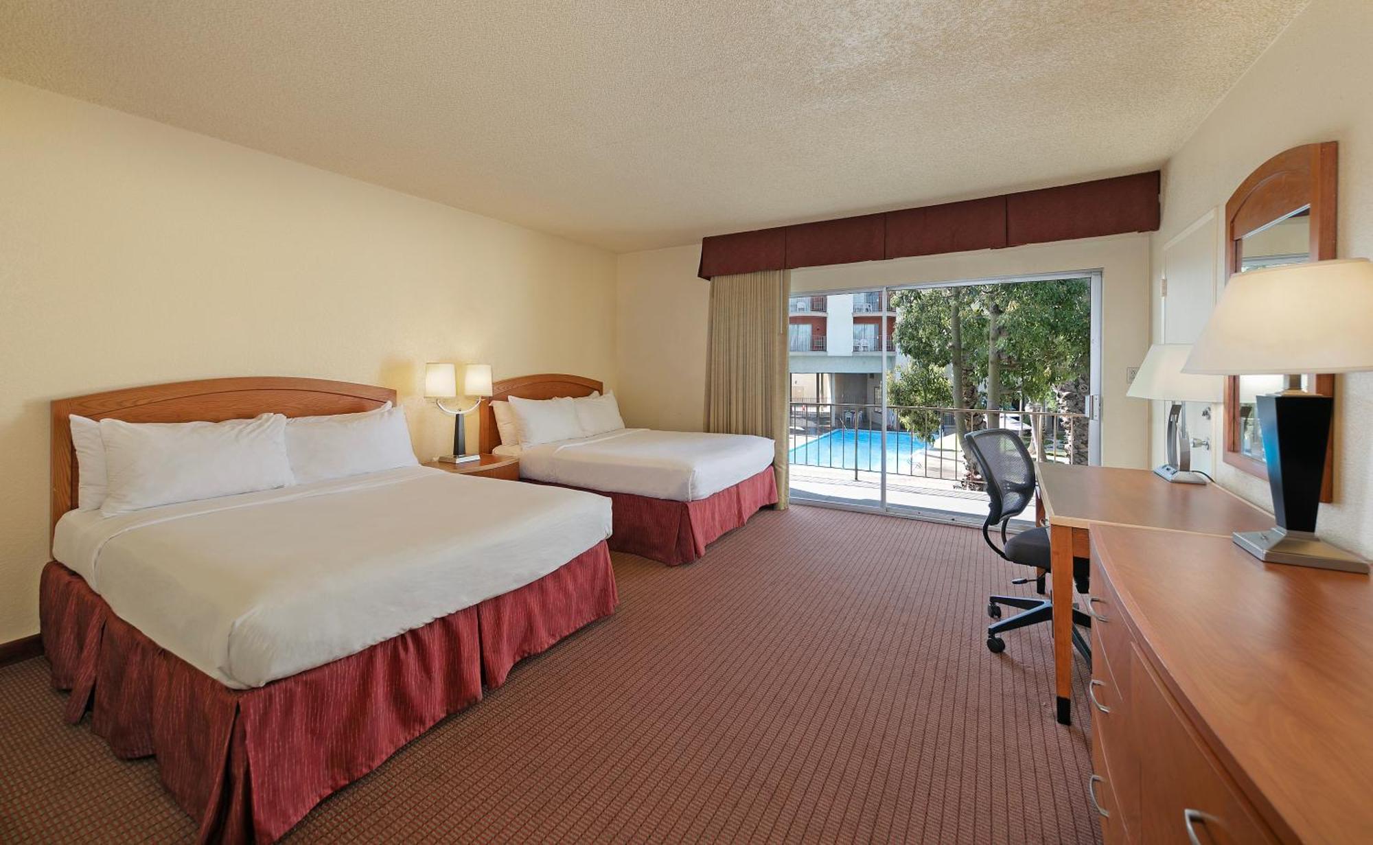 Golden Sails Hotel Long Beach Esterno foto
