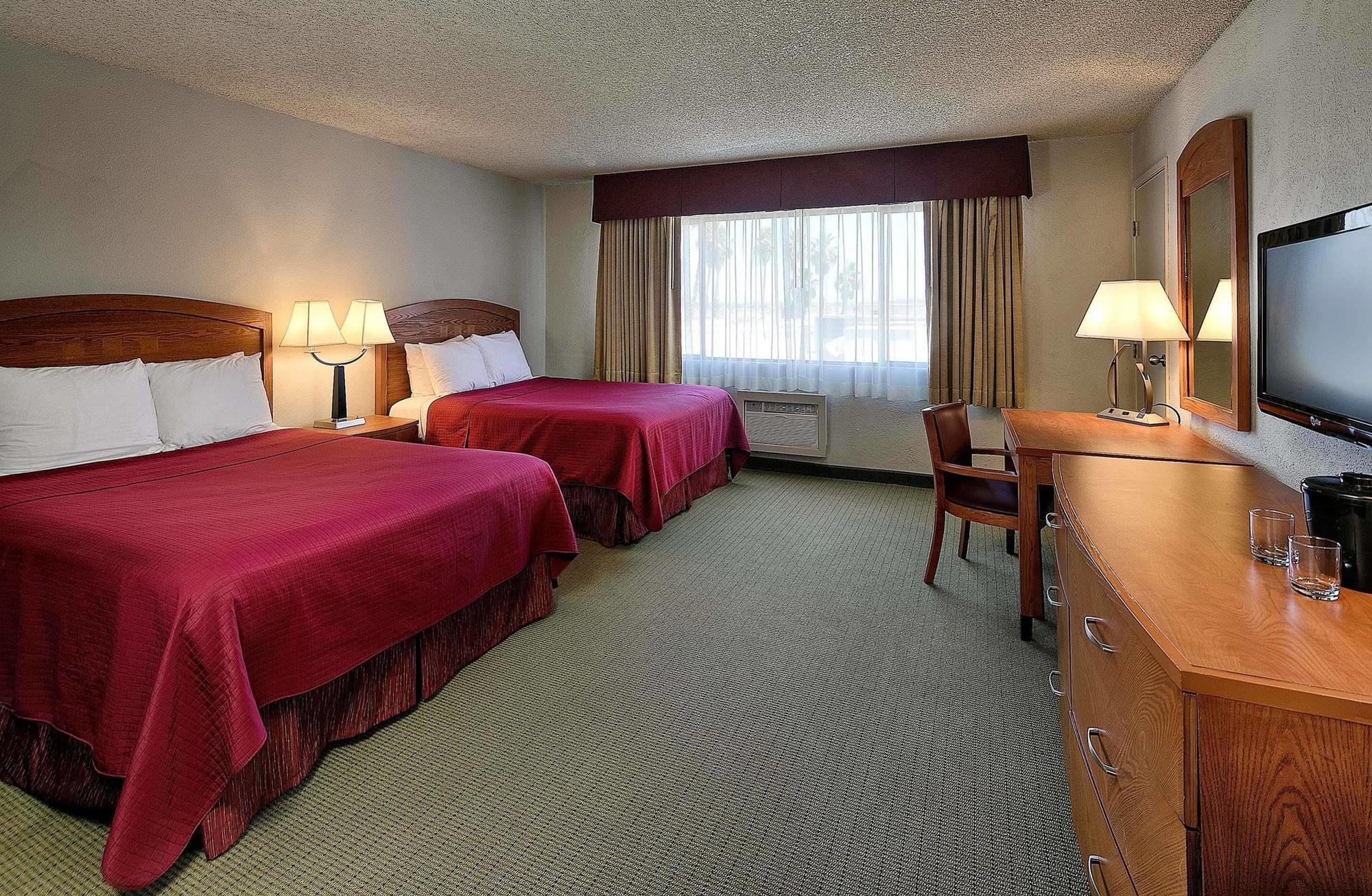 Golden Sails Hotel Long Beach Esterno foto